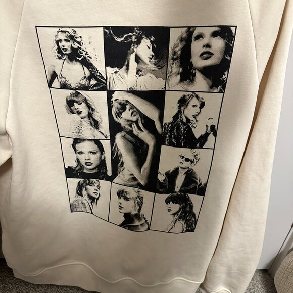 Taylor Swift The Eras Tour Hoodie, Light Beige/Cream, Size XL - Picture 2 of 3